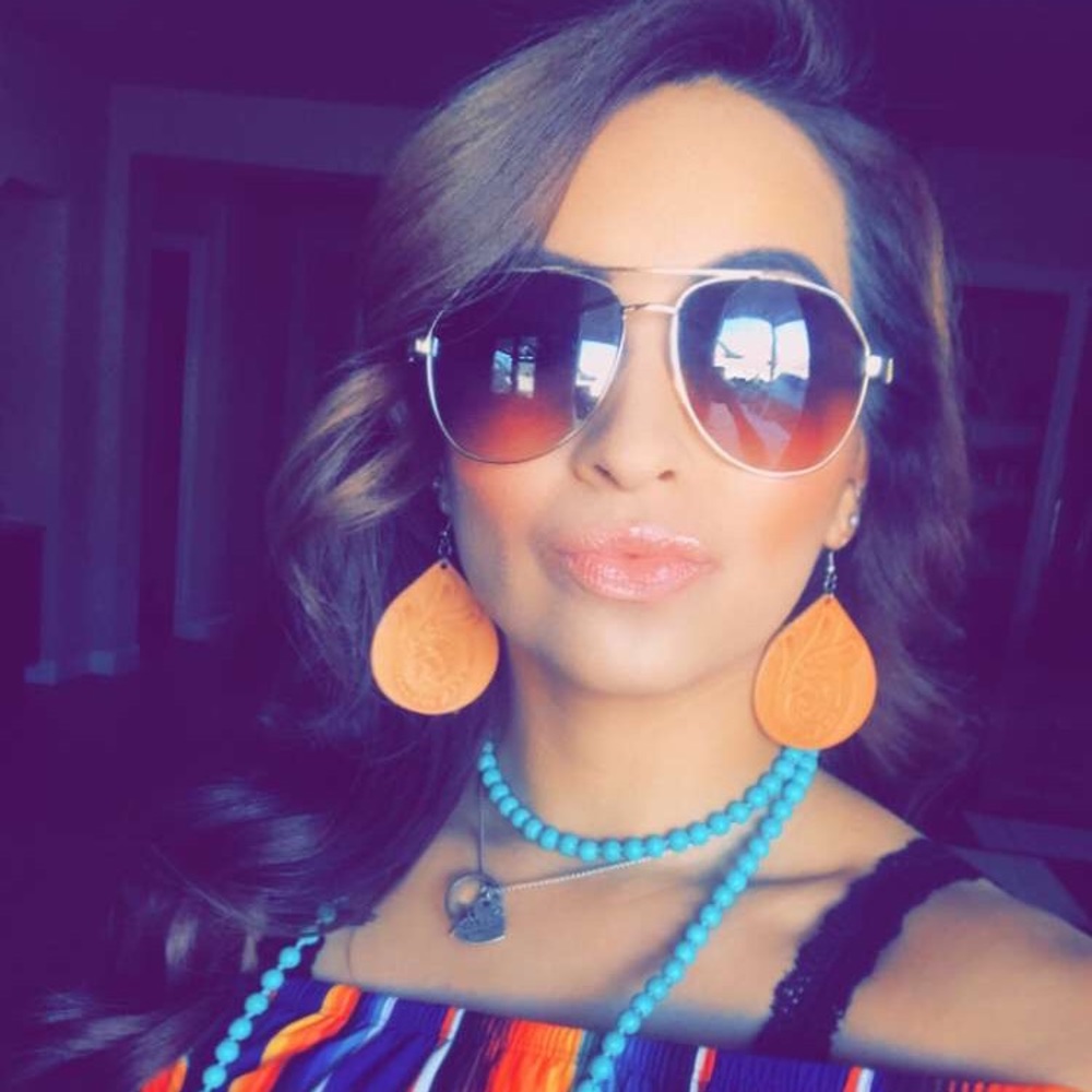 Meet your Posher, Cheyenne